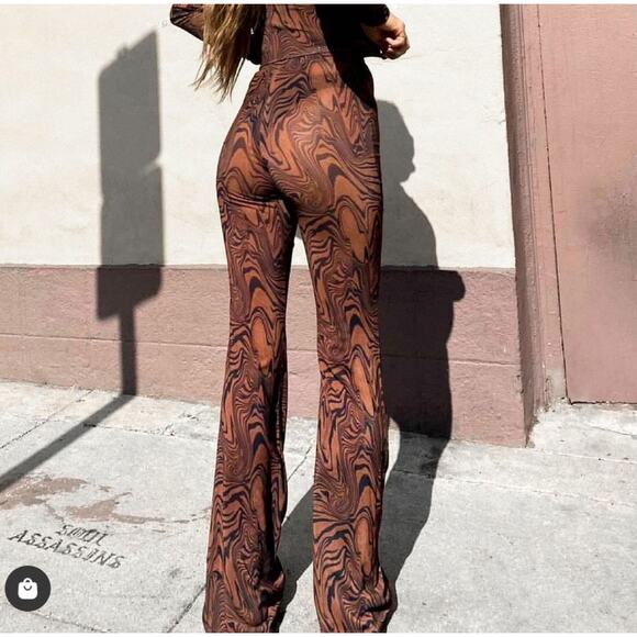 GOOD AMERICAN Mesh Flare Pants Size 3XL Plus Size Cover Up Sheer Chai Swirl NWT - Picture 3 of 12